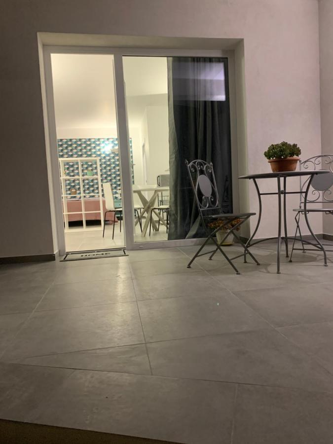 White House Monolocale Apartman Avola Kültér fotó