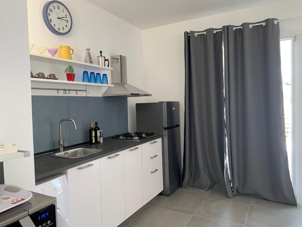 White House Monolocale Apartman Avola Kültér fotó