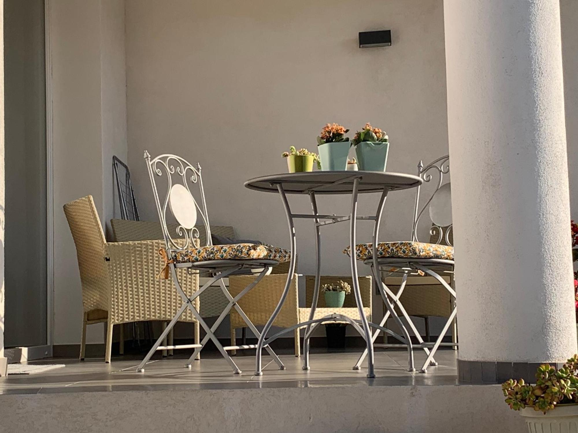 White House Monolocale Apartman Avola Kültér fotó