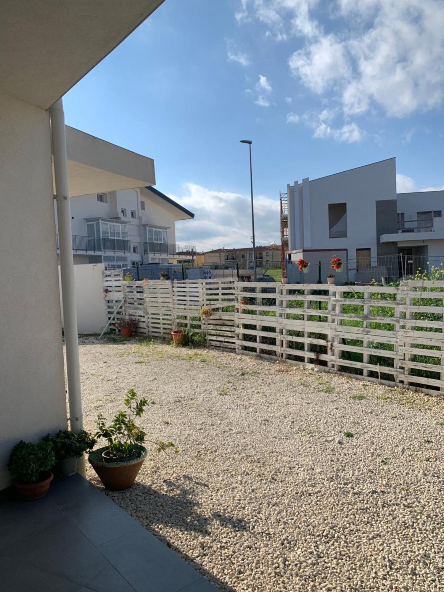 White House Monolocale Apartman Avola Kültér fotó